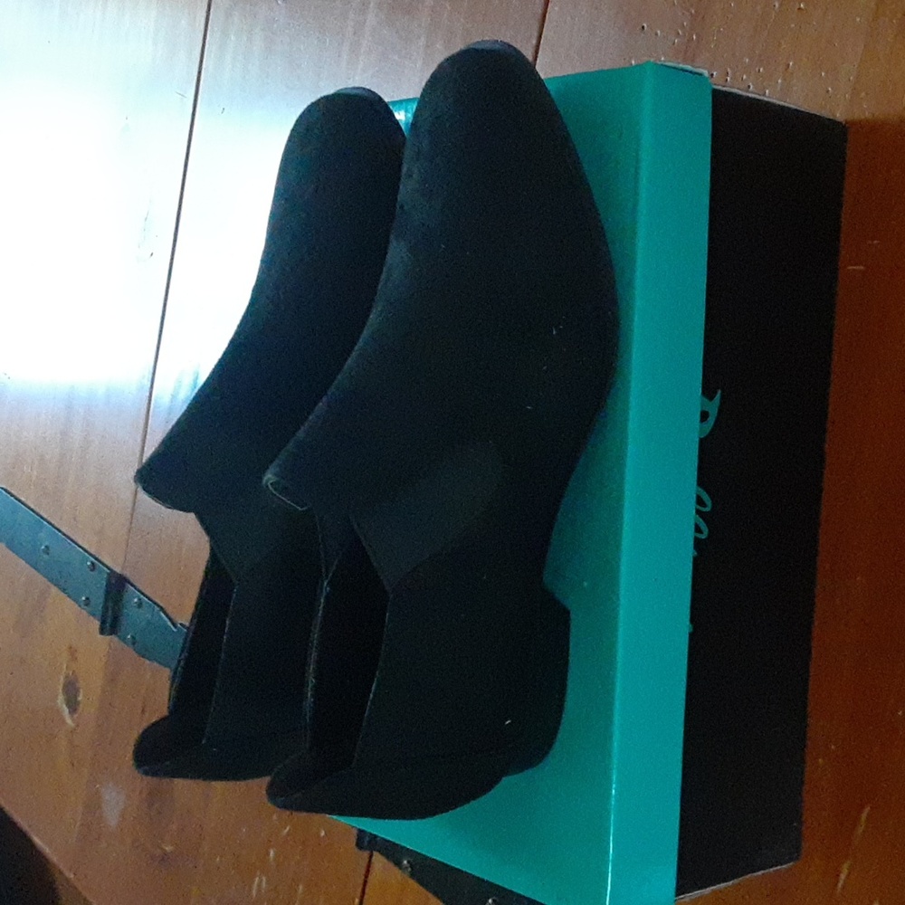 Bellingham Brynn Microsuede Loafers Size 8W